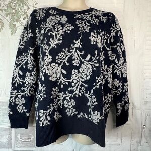 croft & barrow Navy and White Floral Crewneck Sweater